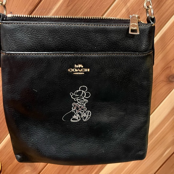 Coach X Disney Black Kitt Messenger With Printed Minnie Mouse - Picture 1 of 15